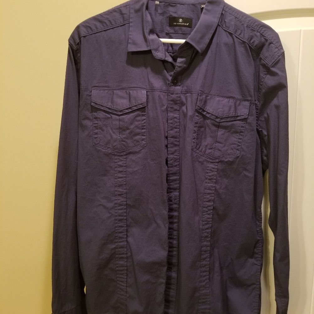 7 Diamonds navy button down size XXL